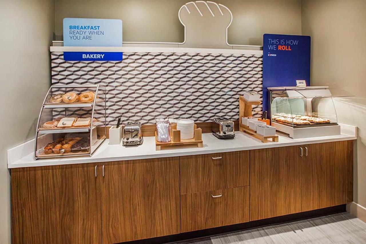 Holiday Inn Express Hotel & Suites Sherman Highway 75 By Ihg Εξωτερικό φωτογραφία