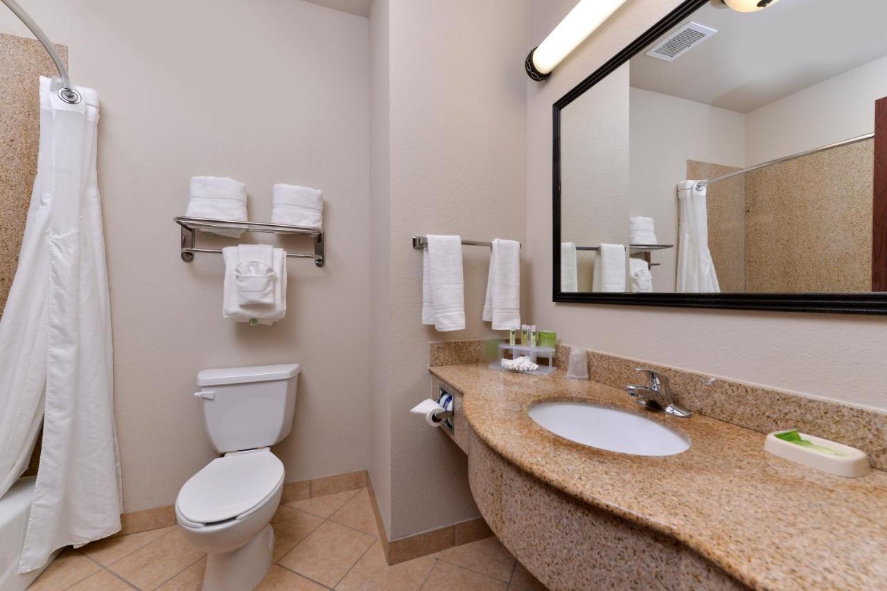 Holiday Inn Express Hotel & Suites Sherman Highway 75 By Ihg Εξωτερικό φωτογραφία
